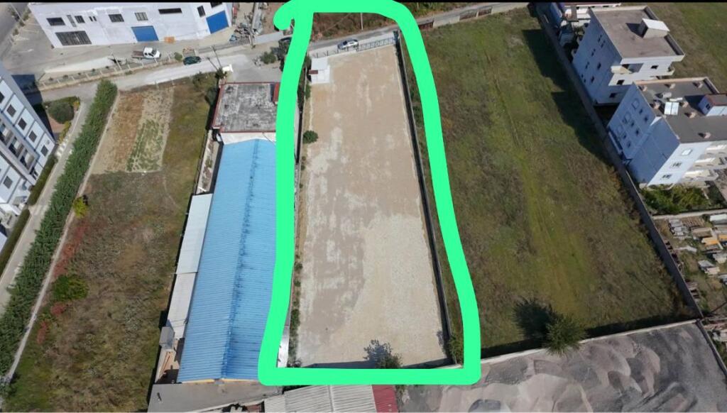 TERRENO IN AFFITTO 2000 M2 PRUSH 100.000 LEKE