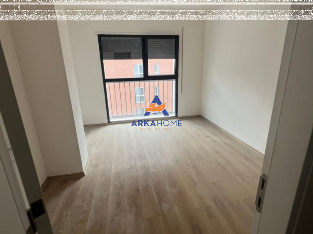 JEPET ME QERA APARTAMENT 2+1 PER ZYRA DHE PER BANIM "BULEVARDI I RI,JORDAN MISJA" 670 EURO (ME POST PARKIMI TE PERFSHIRE)

