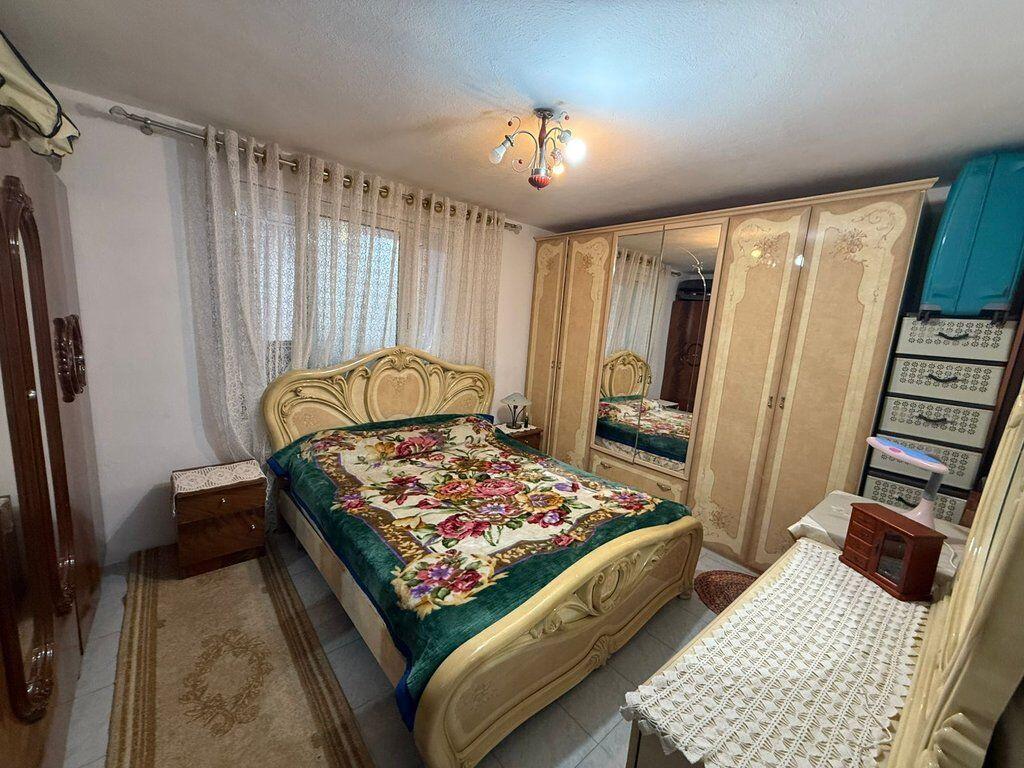Appartamento 2+1 con studio aggiuntivo in affitto a Oxhaku, Tirana 1.500 € /Mese
