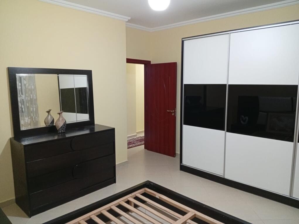 Affittasi appartamento 2+1 Unaza e re