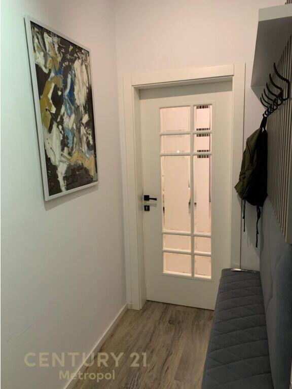 APARTAMENT 2+1 PER QIRA, ISH STACIONI I TRENIT! 1,000 € /Muaj