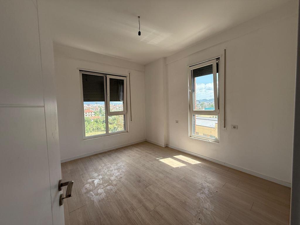 In vendita, Appartamento 2+1, Paskuqan, Tirana.