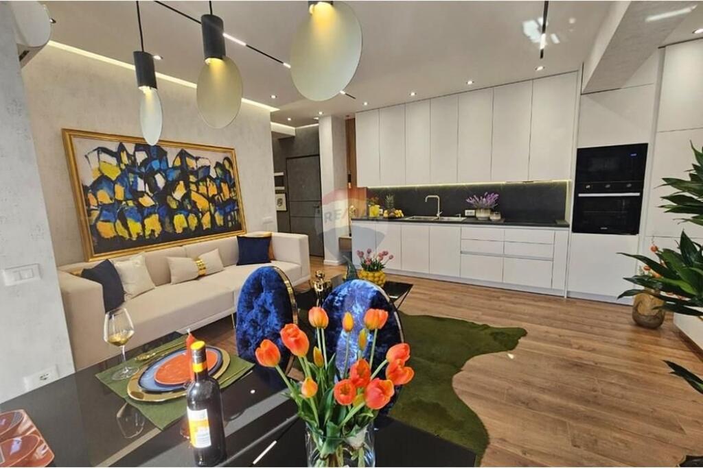 Apartament 2+1 per shitje tek 21-Dhjetori!