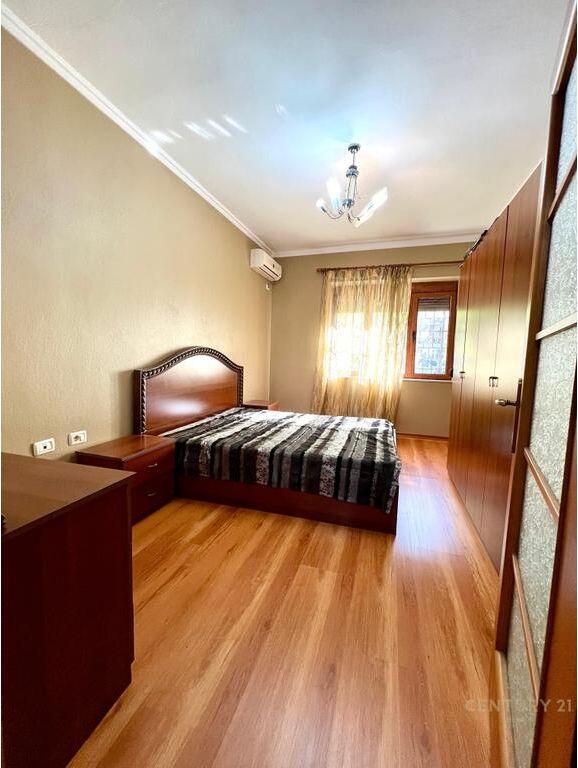 Liqeni Artificial ,apartament 1+1 per qira 600 € /Muaj