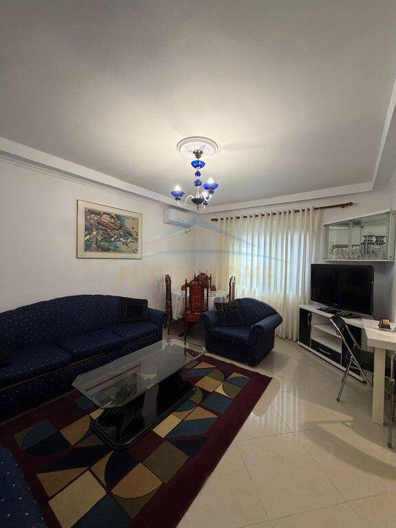 Rent, Apartment 3+1+Storage, Former Park, Tirana.