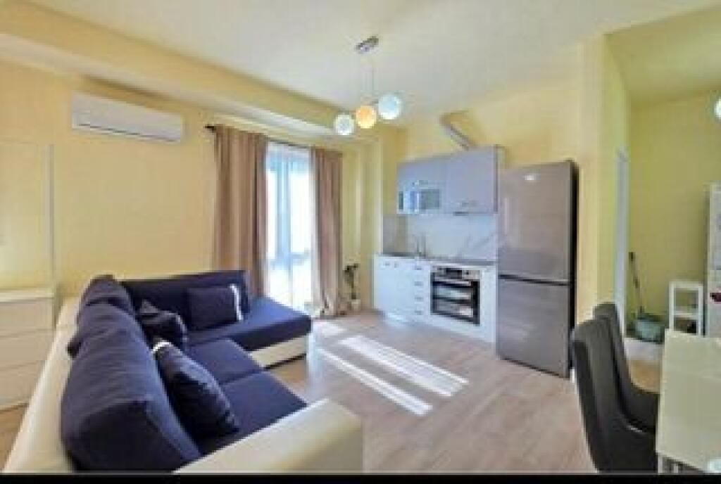Studio apartment + 🅿️for rent newly furnished Kavaja street