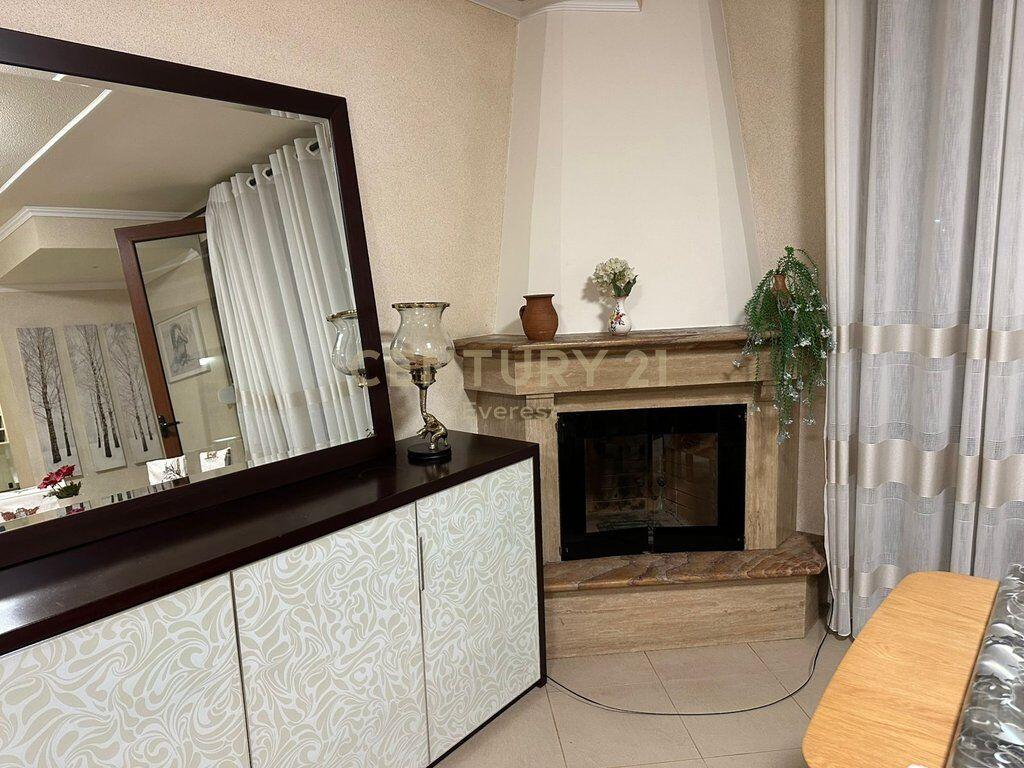 ISH EKSPOZITA, JAPIM ME QIRA APARTAMENT 3+1+2