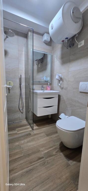 Apartament 2+1 per qira, te Myslym Shyri