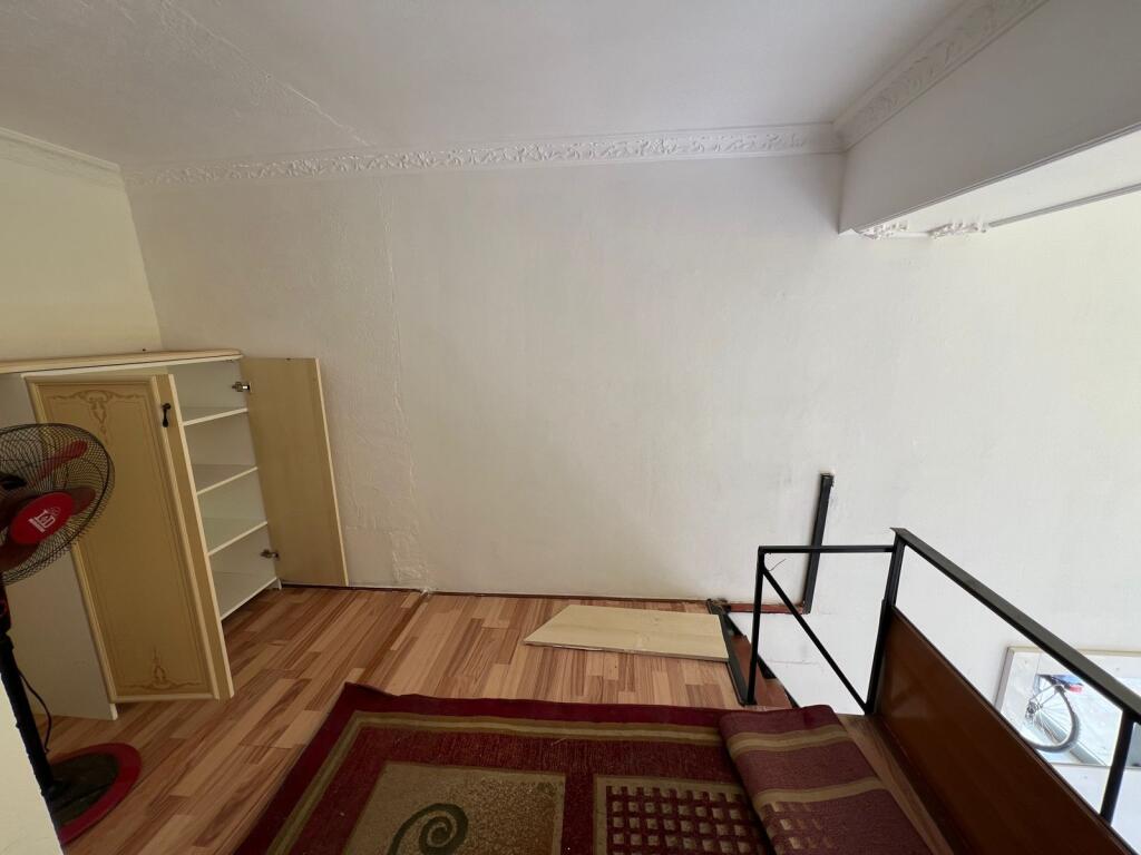 Shop for rent