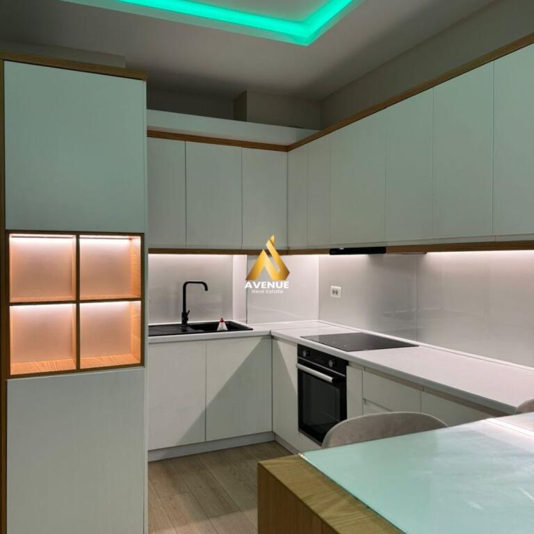 Jepet me qira apartament 2+1 me 2 tualete + Post Parkimi – Tirana Entry I, Ish Dogana, Tirane