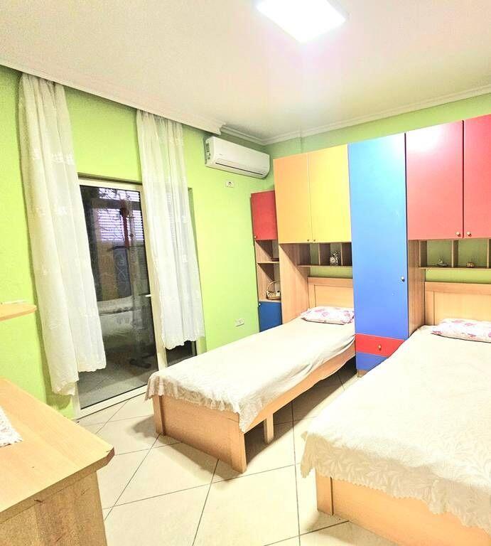 APARTAMENT 2+1 PER QIRA PRANE ZOGUT TE ZI