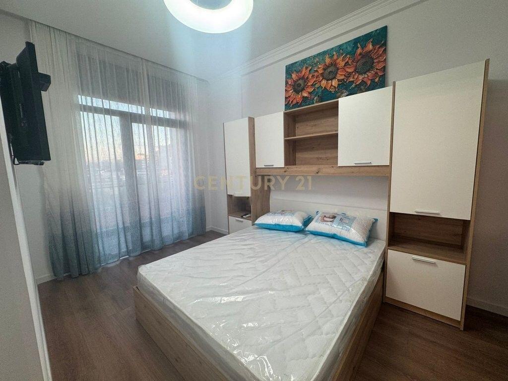 Affittiamo appartamento 2+1 vicino all'ex dogana