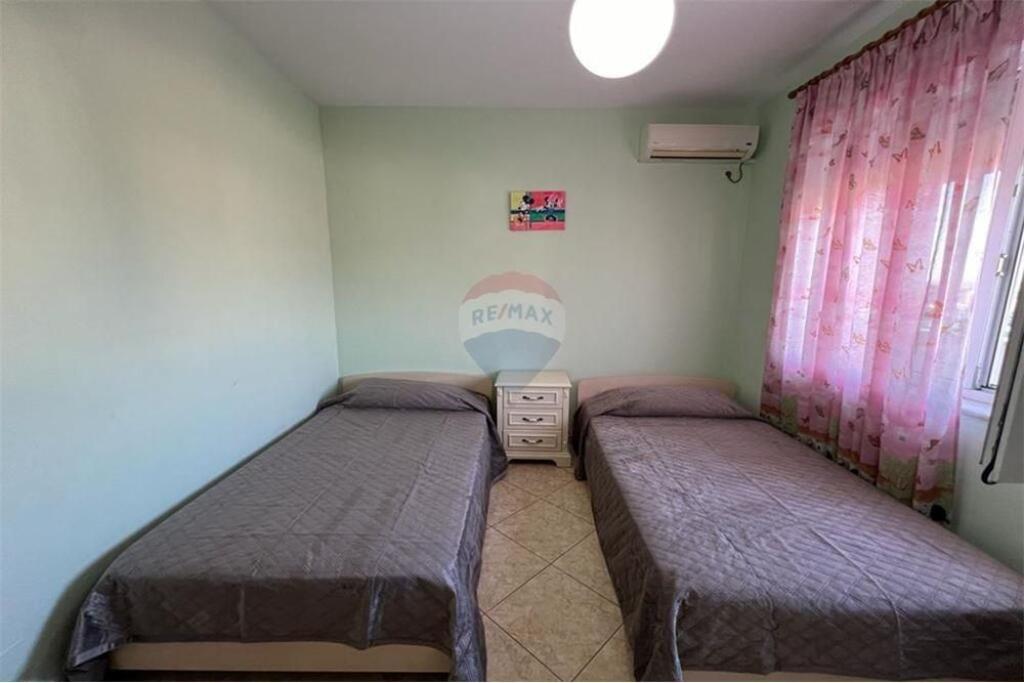 Affittasi appartamento 3+1+2 con veranda