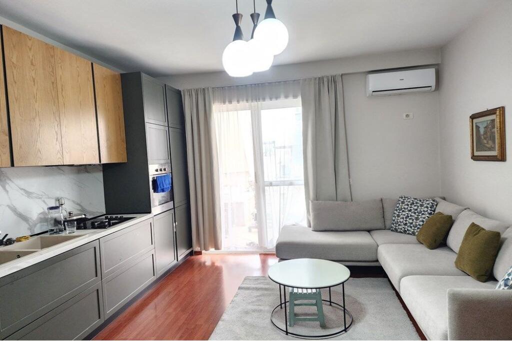 Appartamento - In Affitto - Via Muhamet Fortuzi