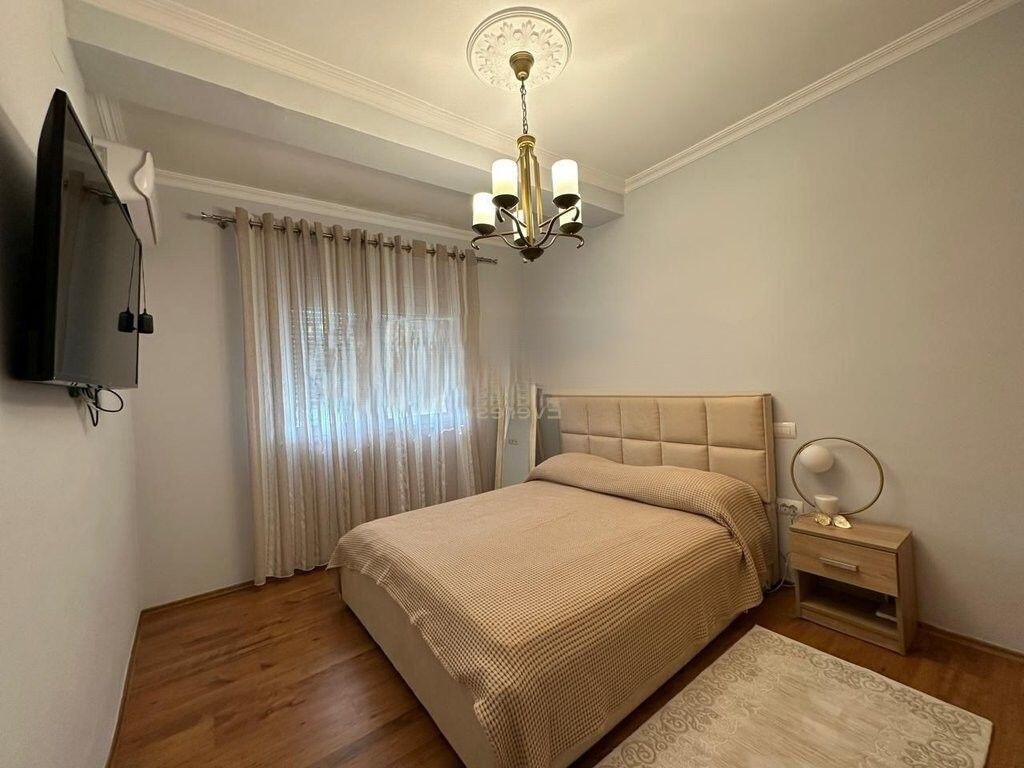 VASIL SHANTO, SELLING APARTMENT 3+1+2! 250,000 €