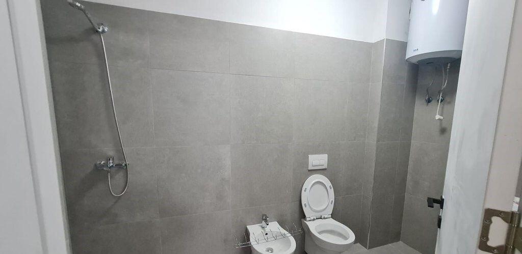 Apartament 2+1+2 me post parkimi për qira në Kodrën e Diellit 2 – 109 m²