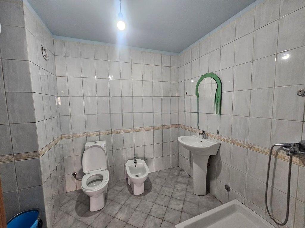 RRUGA 5-MAJI, APARTAMENT 2+1 PER QIRA 450 € /Muaj