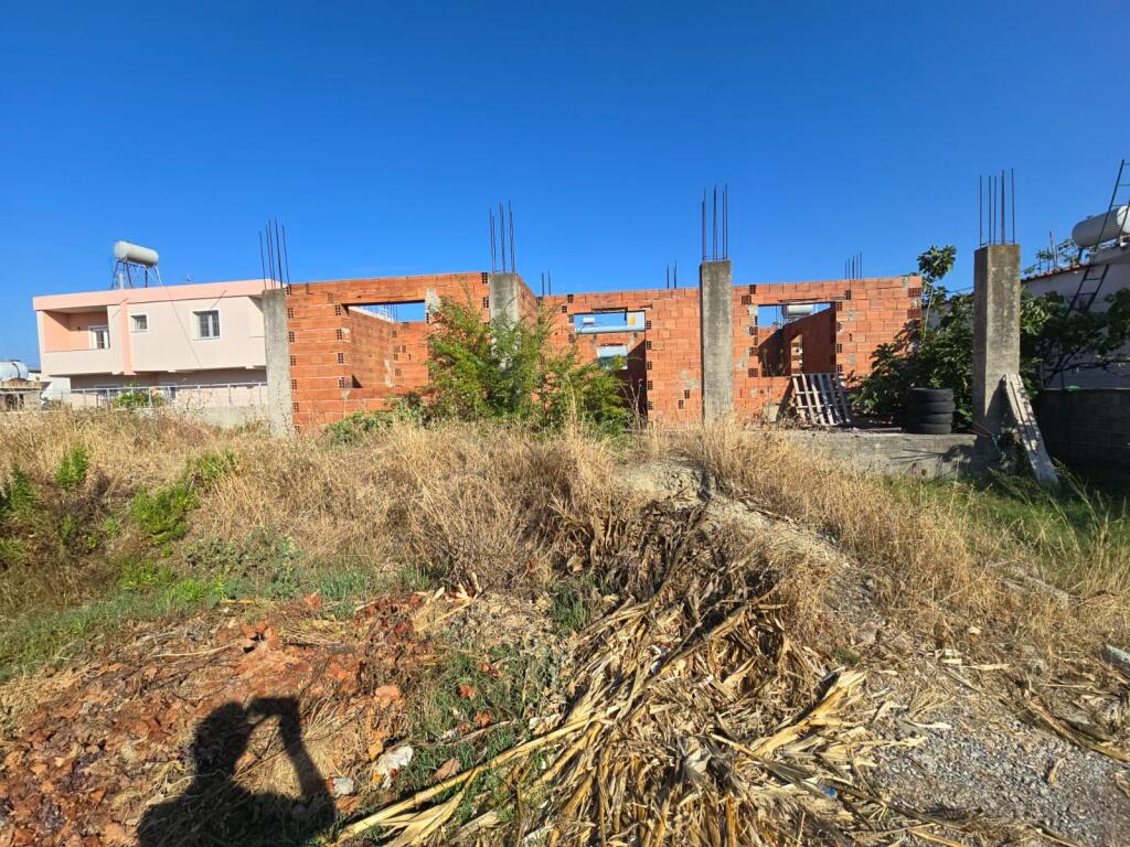 FOR SALE 1-STOREY BUILDING KARABINA IN KENETE DURRES