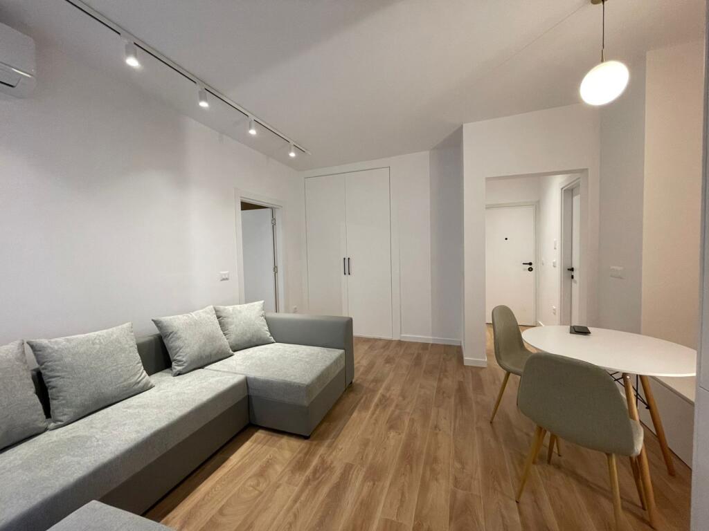 APARTMENT 1+1 FOR RENT AT WILLSON SQUARE.