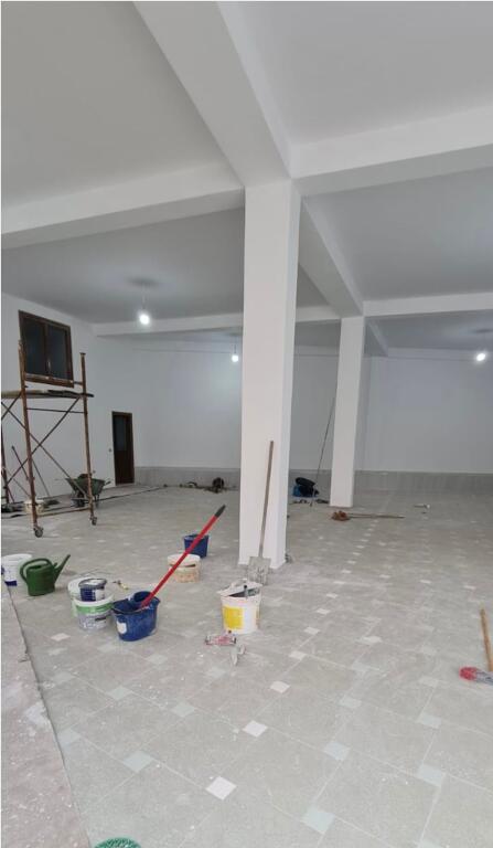 Business premises for rent near Univers City