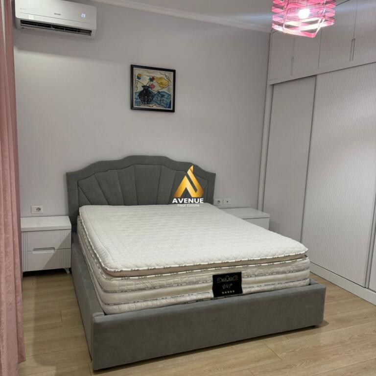 Jepet me qira apartament 2+1 me 2 tualete + Post Parkimi – Tirana Entry I, Ish Dogana, Tirane