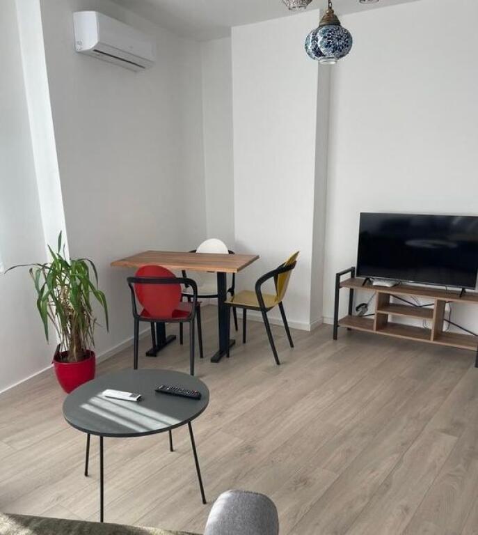 FOR RENT 2+1 APARTMENT ON BOGDANEV STREET
