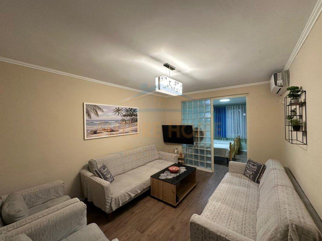 Affitto, Appartamento 2+1, Myslym Shyri, Tirana.