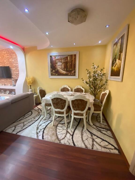 🏡 APARTMENT FOR SALE 2+2+2 VERANDA – PETI STREET, DRY LAKE