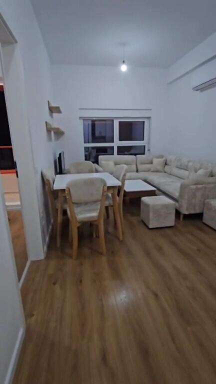 APARTAMENT ME QERA 1+1