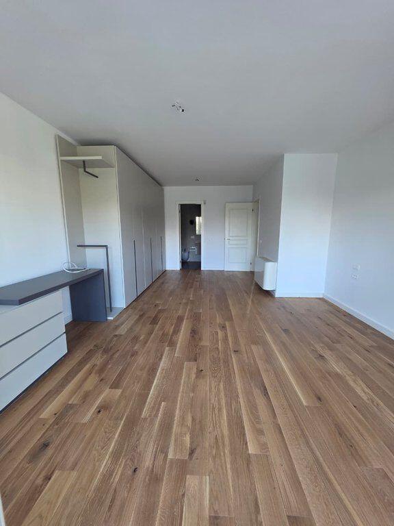 3-Storey Villa for sale, Lunder, Tirana.