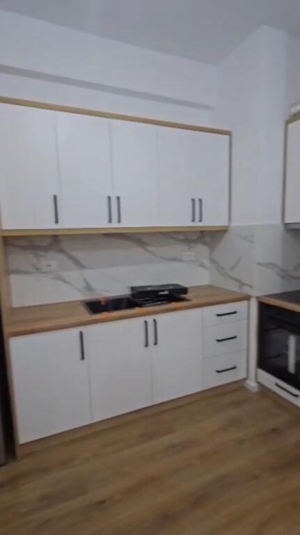Jepet apartament me qira 1+1 Kompleks 2025