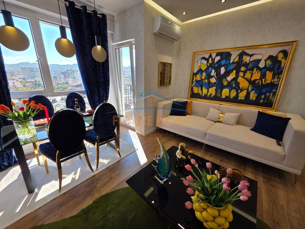 Shitje, Apartament 2+1, 21 Dhjetori , Tiranë.