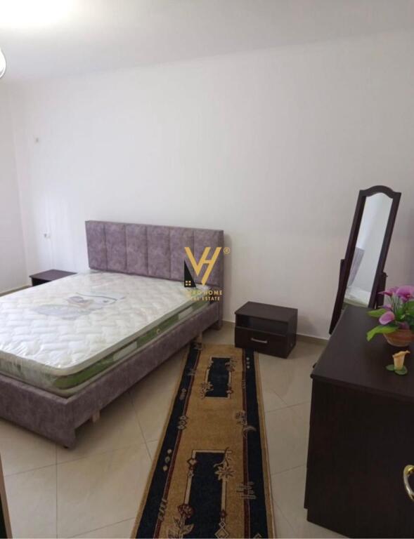 JEPET APARTAMENT 3+1+BLK ME QERA TE 21 DHJETORI 550 EURO