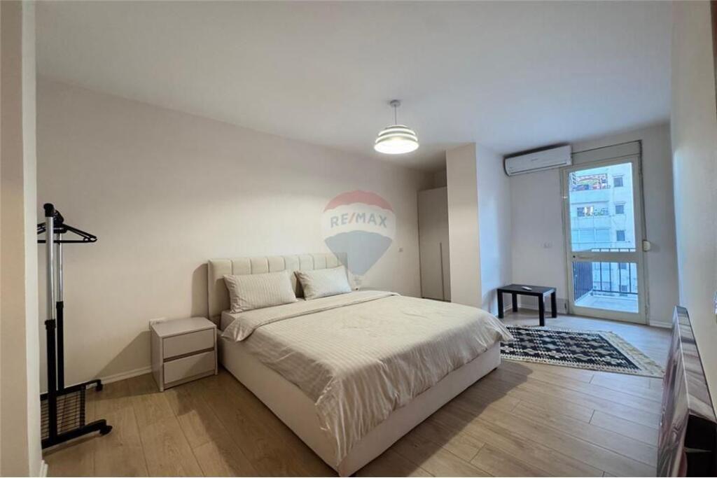 Apartament me qera 1+1 Rruga e Kavajes
