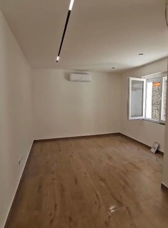 Jepet me qera apartament 1+1