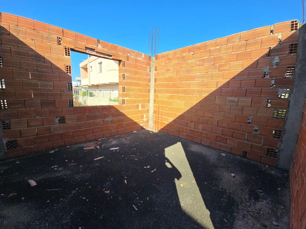 FOR SALE 1-STOREY BUILDING KARABINA IN KENETE DURRES