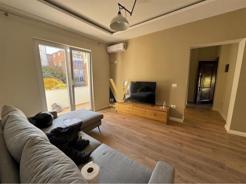 JEPET APARTAMENT 1+1+BLK ME QIRA TE HARRY FULTZ 650 EURO