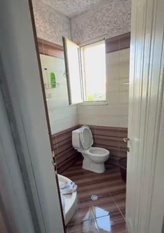 RENT 1+1+BALCONY ILIR SHANI HOSPITAL 2ND FLOOR WITH ELEVATOR FOR LONG TERM RENT FOR COUPLE