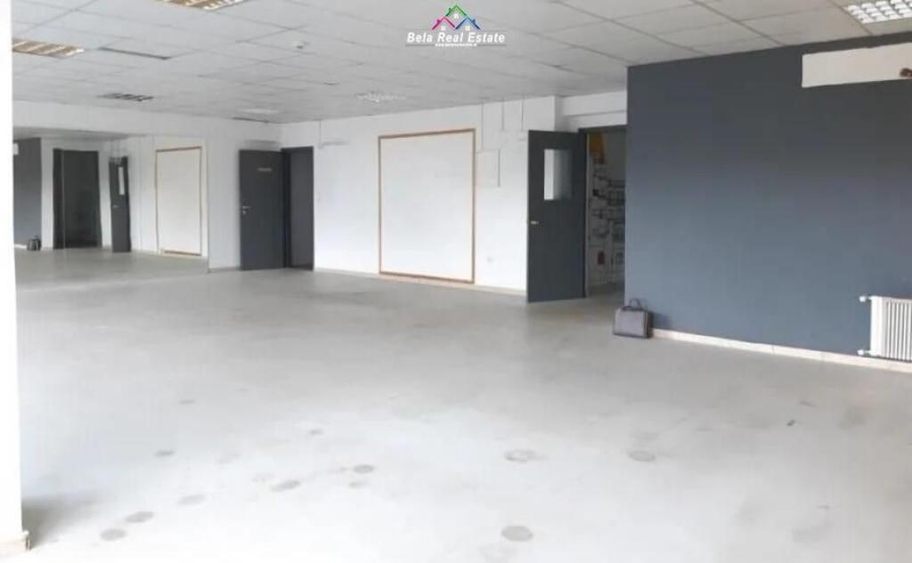 Lokal Me Qera Tek Dritan Hoxha (ID BL2167) Tirane