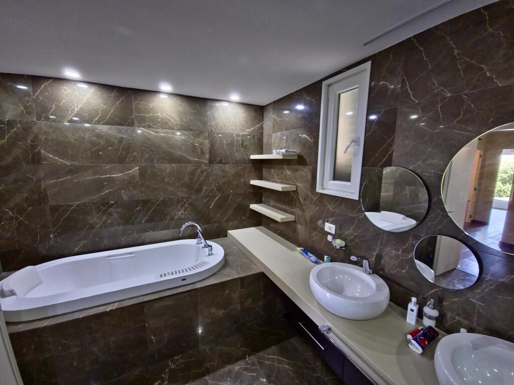 Villa in vendita a Long Hill Residence By Long Hill Residences, Tirana
