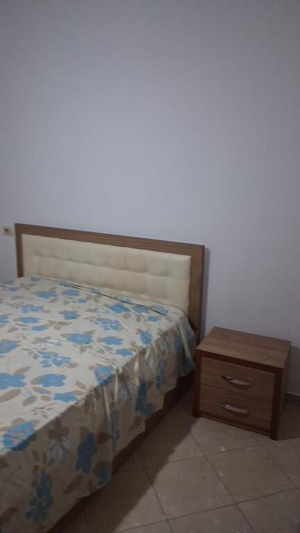 Jepet me qera apartament  2+1 ne Don Bosko