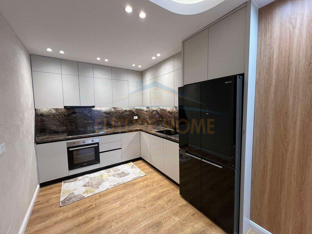 For sale, Apartment 2+1+2 on Teodor Keko Street, Tirana