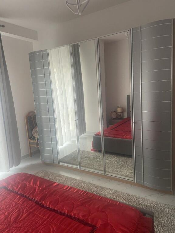 Tirane, jepet me qera apartament 1+1+Ballkon Don Bosko
