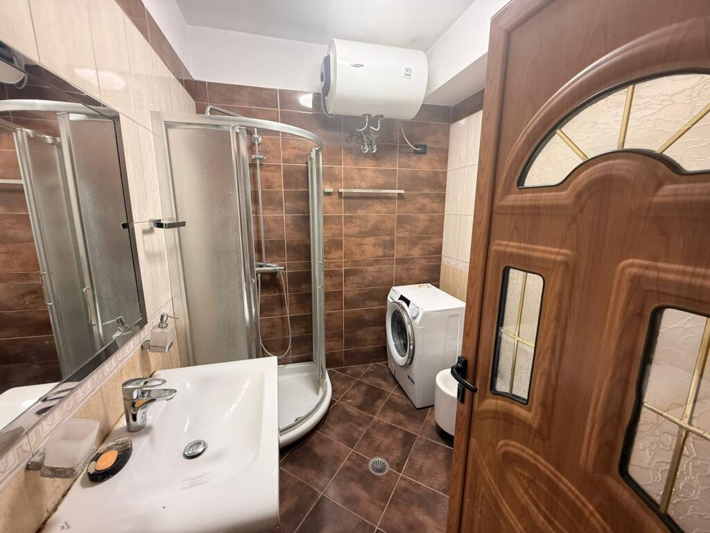 Apartament 2+1 per qira, Kodra e Diellit, Rruga Bill Klinton