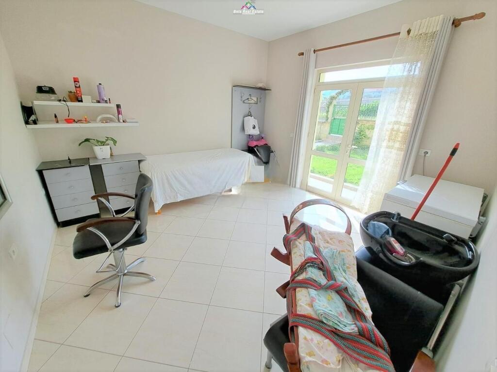 Villa in Affitto su 3 Piani Mjull Bathore (ID BV2121) Tirana