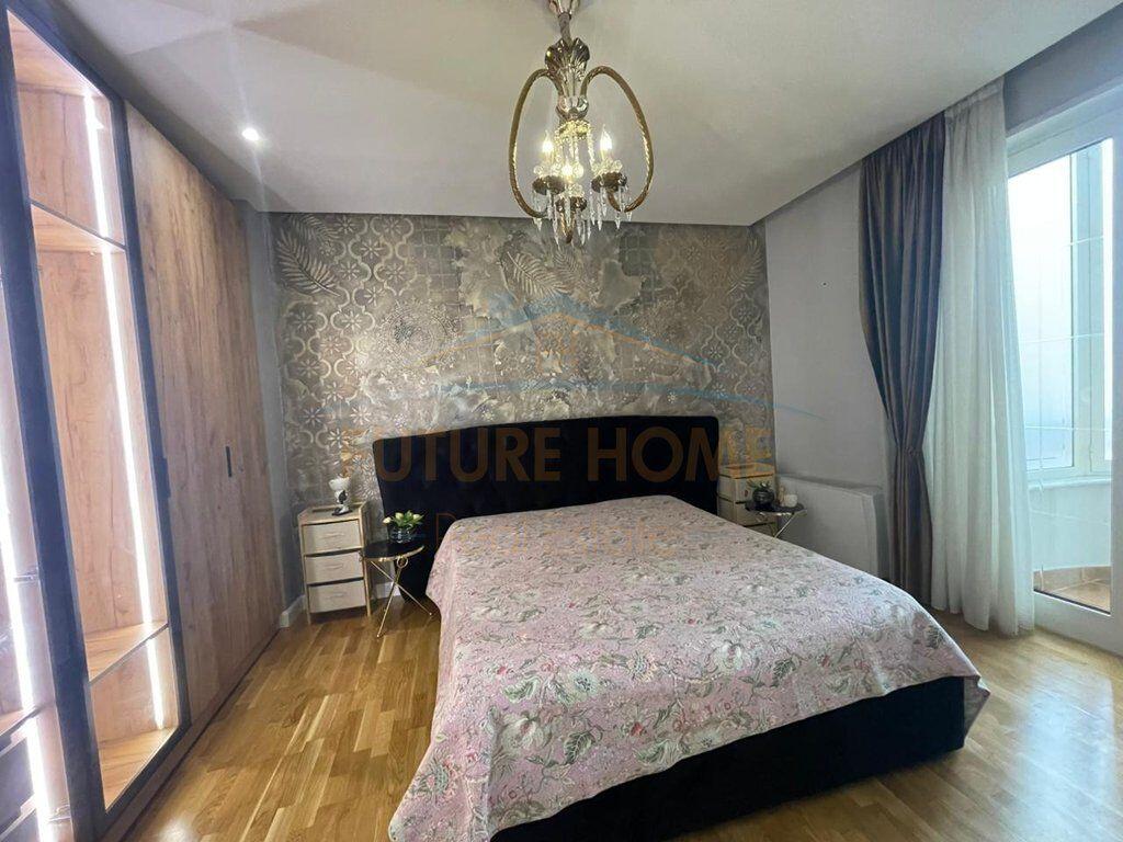 Apartment 3+1+2, Elbasani Street
