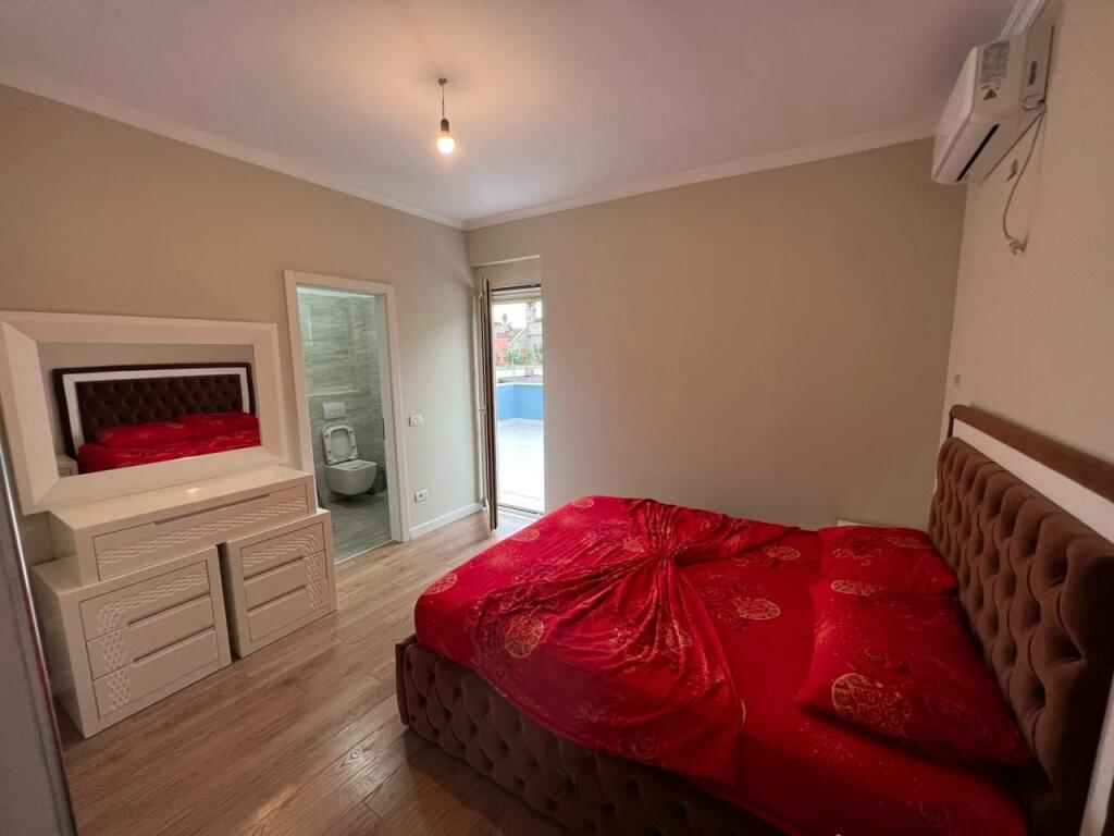 📣 QERA (PENTHOUSE) Apartament 2+1 Me 2 Tualete Dhe Verande 📍 Fresk, Prane Kompleksit Rafaelo ✨