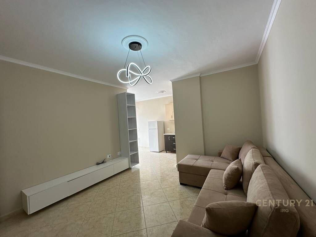 Apartament 2+1 ne Astir, tek 2 Palmat! 500 € /Muaj