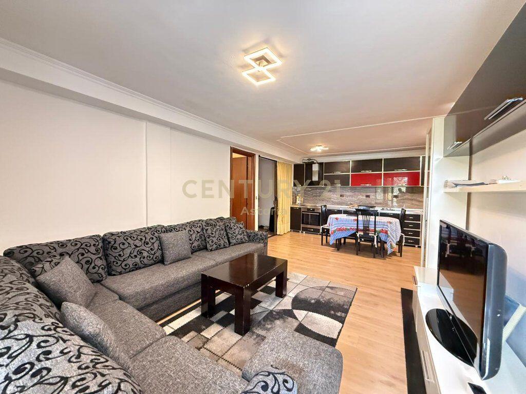 SHITET APARTAMENT 2+1 NE "MYSLYM SHYRI", TIRANE