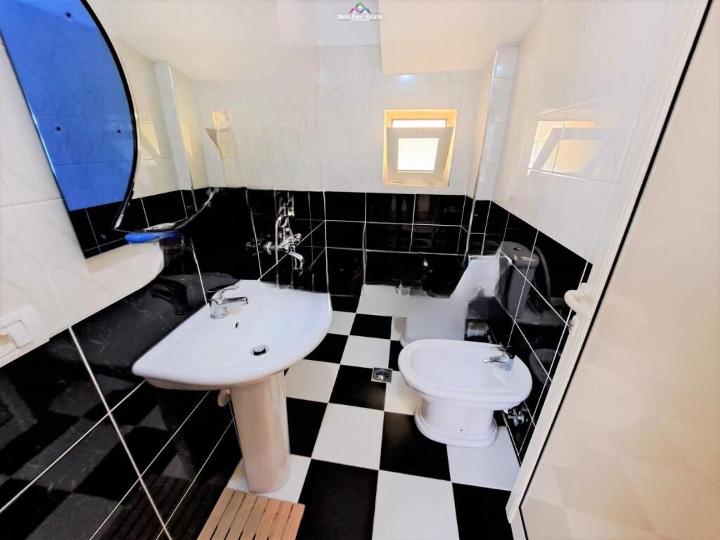Villa in Affitto su 3 Piani Mjull Bathore (ID BV2121) Tirana
